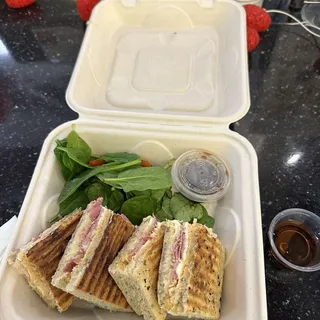 Clare's Classic Reuben