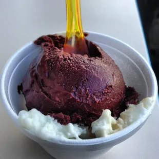 Belgium dark chocolate &amp; HI sea salted caramel