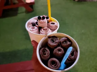 Ice Cream Rolls Hawaii