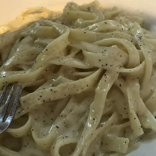 Fettuccine Alfredo