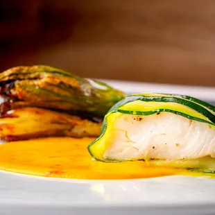 food, sushi, sashimi, sushi and sashimi