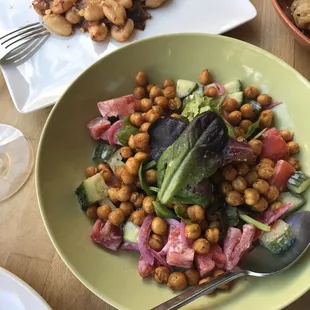 Crispy Chickpea Salad
