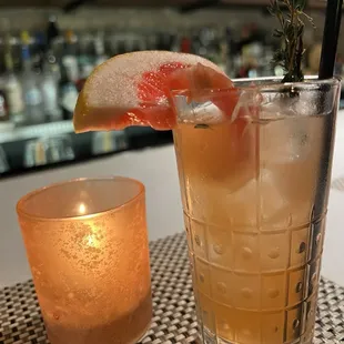 Montenapo - vodka, grapefruit juice, Aperol