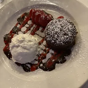 Chocolate hazelnut torte