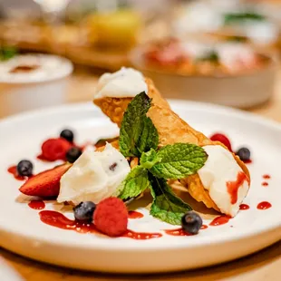 Homemade cannoli for dessert at il Modo.