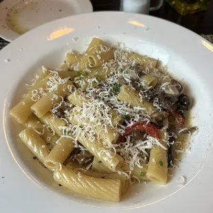 Rigatoni Con Funghi