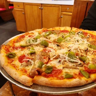 Pescatore Pizza Special