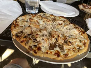 Main Street Pizza