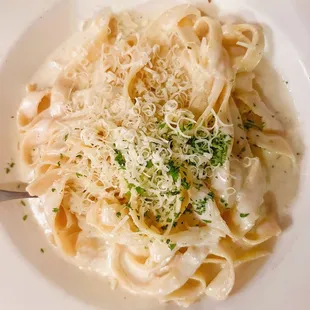 Fettuccine Alfredo