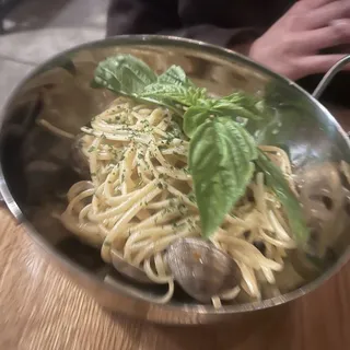 Linguine Alla Vongole