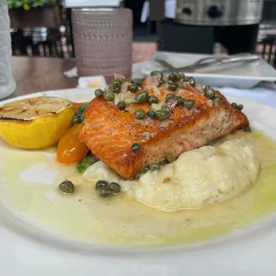 Salmon Florentine