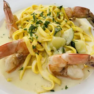 Tagiolini con gamberi al limone