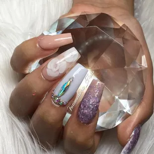@fatimailana_nails