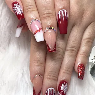 @fatima_ilana_nails text to book 2093374546