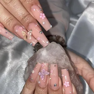 @fatima_ilana_nails on Instagram