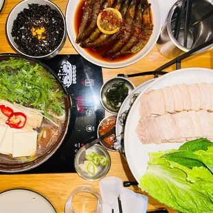 @eat_with_lily (food IG &amp; Instagram) Ganjang Saewoo &amp; Gyrean Bap Bossam &amp; Oysters Bulgogi Jeongol