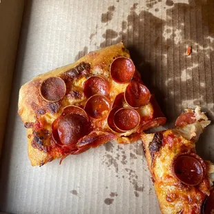 Choke pepperoni slice! The other slice had even more pepperoni! Lol