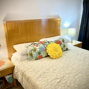 1328 super luxurious king size bed