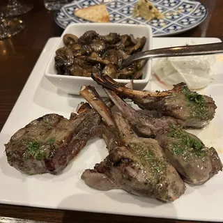 Grilled Marinated Lamb Chops