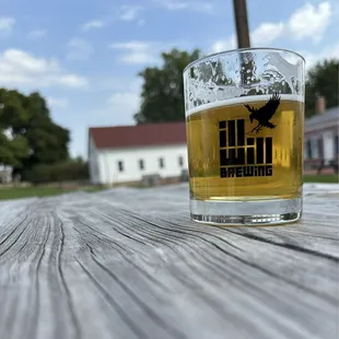 Hellscape.  Thumbs up