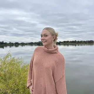 Tessa H.