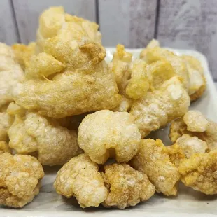 food, chicken wings and fried chicken