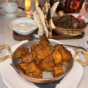 food, chicken wings and fried chicken