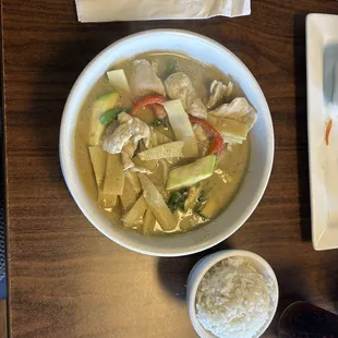 Green curry with chicken
