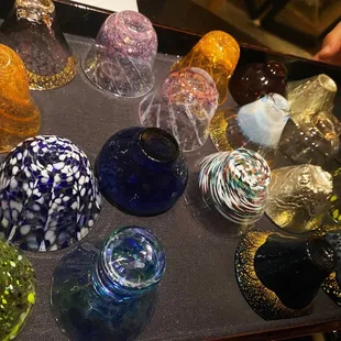 有美美的酒杯給偶們選