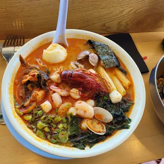 Spicy Seafood Ramen