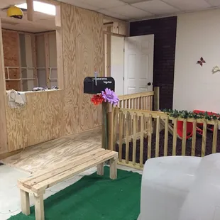 Lowes Room