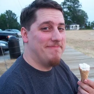 Dan M.