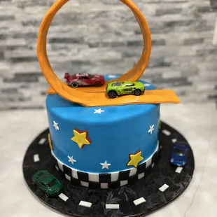 Hot wheels inspired cake