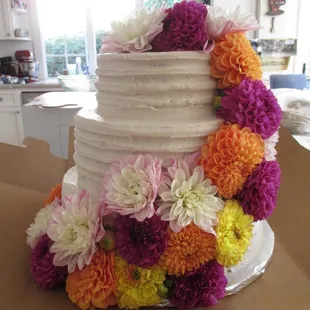 3 Tier Wedding Cake with fresh flowers