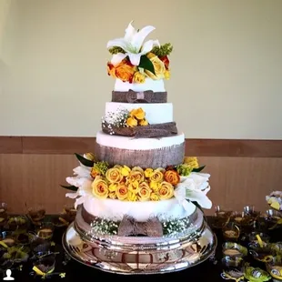 My Rustic Wedding Cake :)