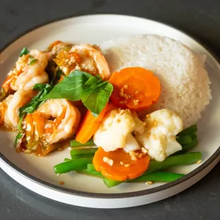Shrimp Basil Sauce Rice Bowl