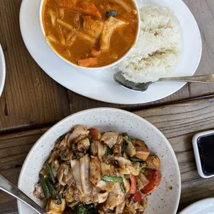 Pad Kee Mao, Red Curry