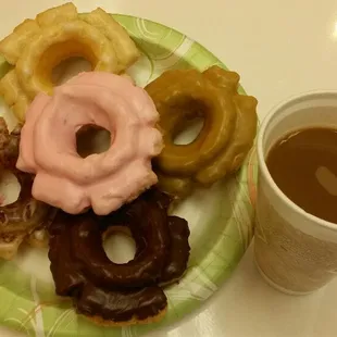 food, dough desserts, donuts