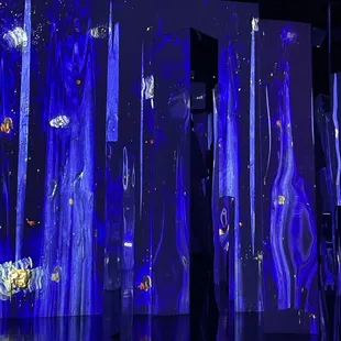 Room three with mirrors