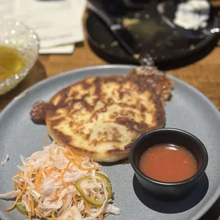 Sary&apos;s Pupusas