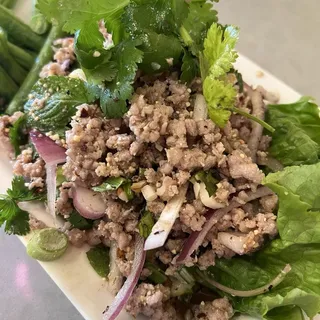 Larb E-san