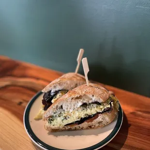 breakfast sandwich