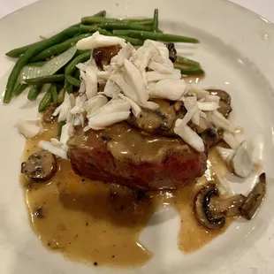 Stuffed Filet (8 Ounce) with Crab Meat