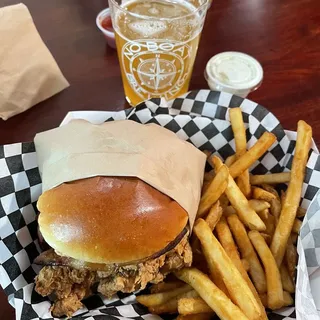 Deluxe Fried Chicken Sandwich