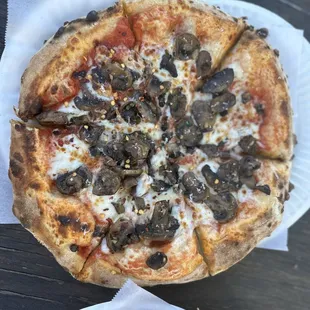 Mushroom Garlic Herb Pizza