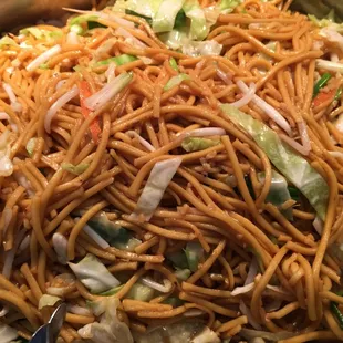 Vegetable chow mein