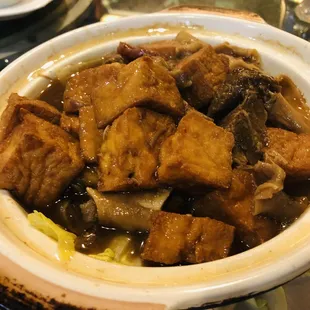 Beef Stew Tofu Claypot