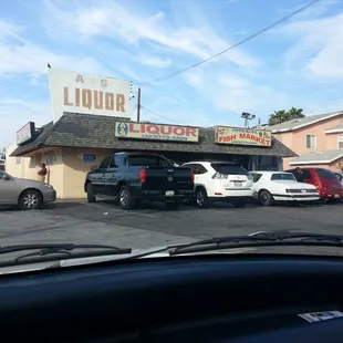 Parking lot full because it's that good