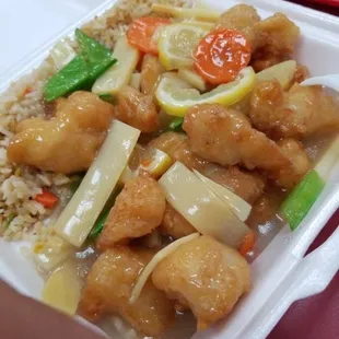 Lemon chicken, awesome taste!