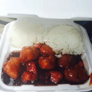 General Tso Chicken with Steamed White Rice